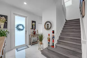19815 SW 132nd Ct, Miami, FL 33177 - Photo 6