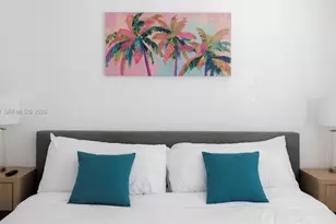 7326 Collins Ave, Miami Beach, FL 33141 - Photo 12