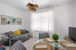 7326 Collins Ave, Miami Beach, FL 33141 - Photo 2