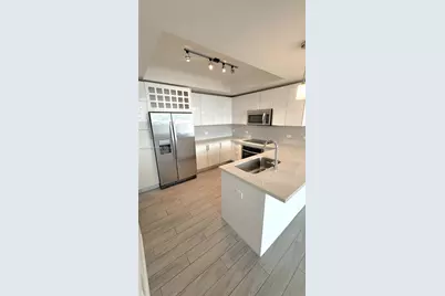999 SW 1st Ave #1604, Miami, FL 33130 - Photo 10