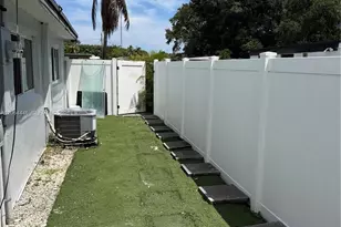 112 Ronald Rd, West Park, FL 33023 - Photo 26
