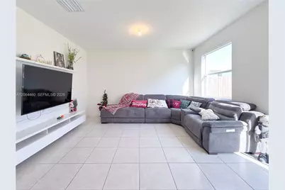 2636 SE 13th Ct, Homestead, FL 33035 - Photo 10