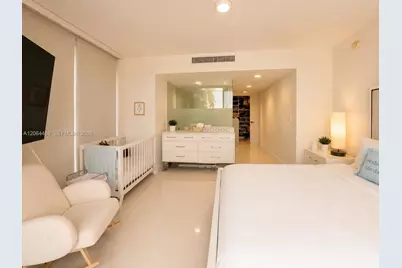 92 SW 3rd St #1210, Miami, FL 33130 - Photo 10