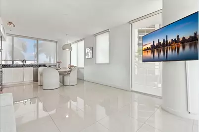 92 SW 3rd St #1210, Miami, FL 33130 - Photo 4