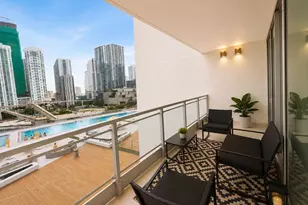 92 SW 3rd St, Miami, FL 33130 - Photo 14