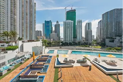 92 SW 3rd St #1210, Miami, FL 33130 - Photo 1