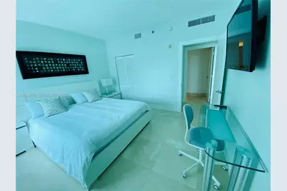 950 Brickell Bay Dr #3709, Miami, FL 33131 - Photo 10