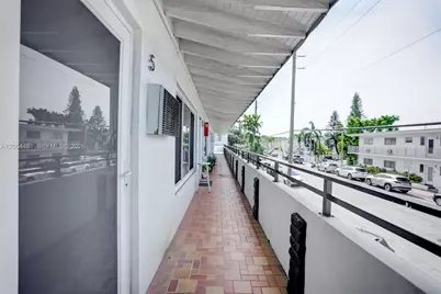 345 85th St, Miami Beach, FL 33141 - Photo 8