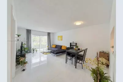 1201 Hillcrest Ct #205, Hollywood, FL 33021 - Photo 2