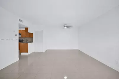 6904 SW 5th St, Margate, FL 33068 - Photo 8