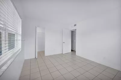 6904 SW 5th St, Margate, FL 33068 - Photo 24