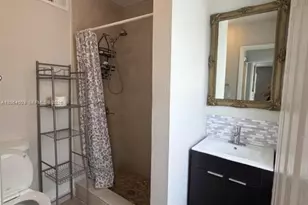 11100 NE 12th Ave, Miami, FL 33161 - Photo 6