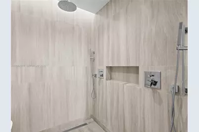 5775 Collins Ave #405, Miami Beach, FL 33140 - Photo 24