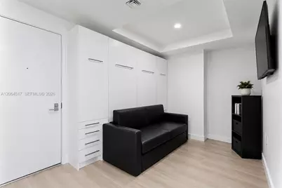55 SW 9th St #1105, Miami, FL 33130 - Photo 8