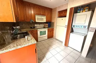 199 SW 12th Ave, Miami, FL 33130 - Photo 2