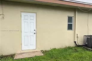 414 NW 15th Way, Fort Lauderdale, FL 33311 - Photo 14