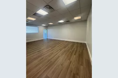 3098 Stirling Rd #101, Hollywood, FL 33021 - Photo 6