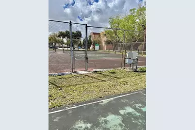 9400 W Flagler St #312, Miami, FL 33174 - Photo 28