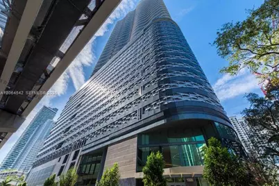 1000 Brickell Plz #4104, Miami, FL 33131 - Photo 2