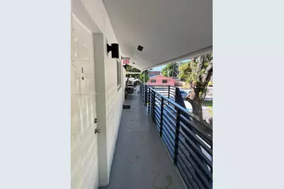 2611 NW 32nd St, Miami, FL 33142 - Photo 16