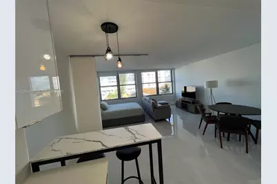 2899 Collins Ave #610, Miami Beach, FL 33140 - Photo 12