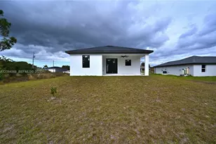 4107 13th St SW, Lehigh Acres, FL 33976 - Photo 8