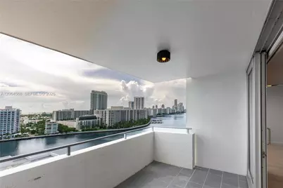 11 Island Ave #1604, Miami Beach, FL 33139 - Photo 30