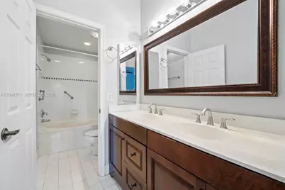 15890 SW 12th St, Pembroke Pines, FL 33027 - Photo 18