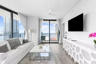 1300 S Miami Ave #4505, Miami, FL 33130 - Photo 8