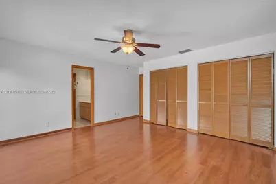 372 NW 35th Pl, Boca Raton, FL 33431 - Photo 10