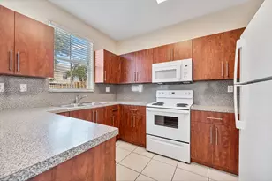 1427 SE 25th Ave, Homestead, FL 33035 - Photo 14