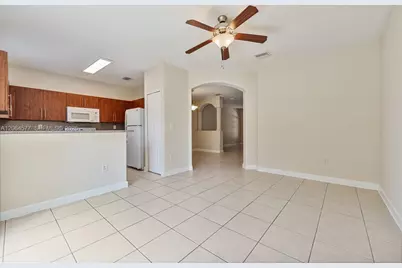 1427 SE 25th Ave, Homestead, FL 33035 - Photo 12