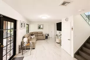18758 NW 78th Pl, Hialeah, FL 33015 - Photo 6