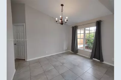 151 SW South Wakefield Cir #-, Port Saint Lucie, FL 34953 - Photo 4