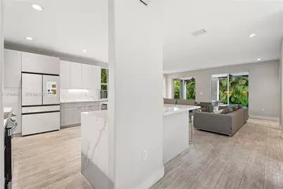 14900 SW 10th St, Miami, FL 33194 - Photo 10