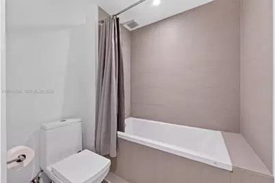 1080 Brickell Ave #3902, Miami, FL 33131 - Photo 24