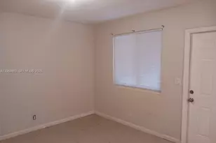 214 SE 8th St, Hallandale Beach, FL 33009 - Photo 8