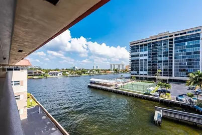 2081 S Ocean Dr #411, Hallandale Beach, FL 33009 - Photo 16