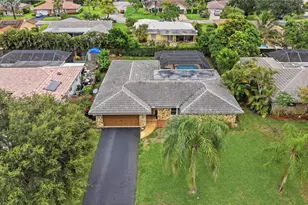 821 Ramblewood Dr, Coral Springs, FL 33071 - Photo 50
