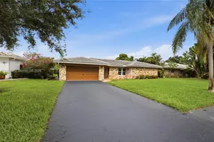 821 Ramblewood Dr, Coral Springs, FL 33071 - Photo 1