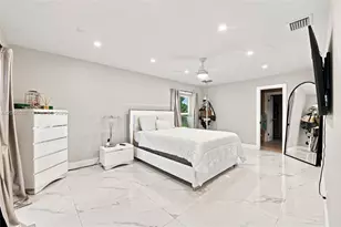 821 Ramblewood Dr, Coral Springs, FL 33071 - Photo 18