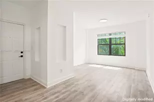 934 Michigan Ave, Miami Beach, FL 33139 - Photo 1