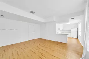 1051 Meridian Ave, Miami Beach, FL 33139 - Photo 2