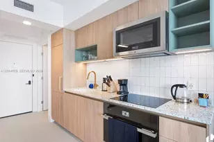 159 NE 6th St, Miami, FL 33132 - Photo 4