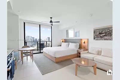 159 NE 6th St #3506, Miami, FL 33132 - Photo 2