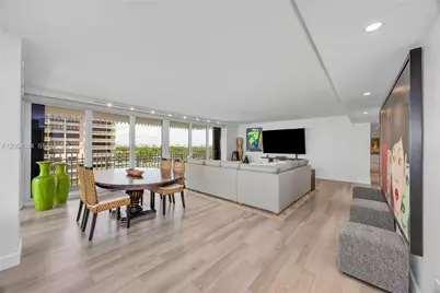 3 Grove Isle Dr #C1402, Miami, FL 33133 - Photo 6