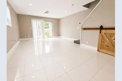 8201 Fairway Rd #8201, Sunrise, FL 33351 - Photo 4