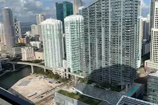 88 SW 7th St, Miami, FL 33130 - Photo 12