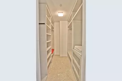 88 SW 7th St #3805, Miami, FL 33130 - Photo 8