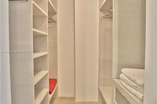 88 SW 7th St, Miami, FL 33130 - Photo 8